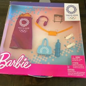 Brand New Barbie 2020 Tokyo Olympics Fashion Accessory Pack Sunglasses Sneakers